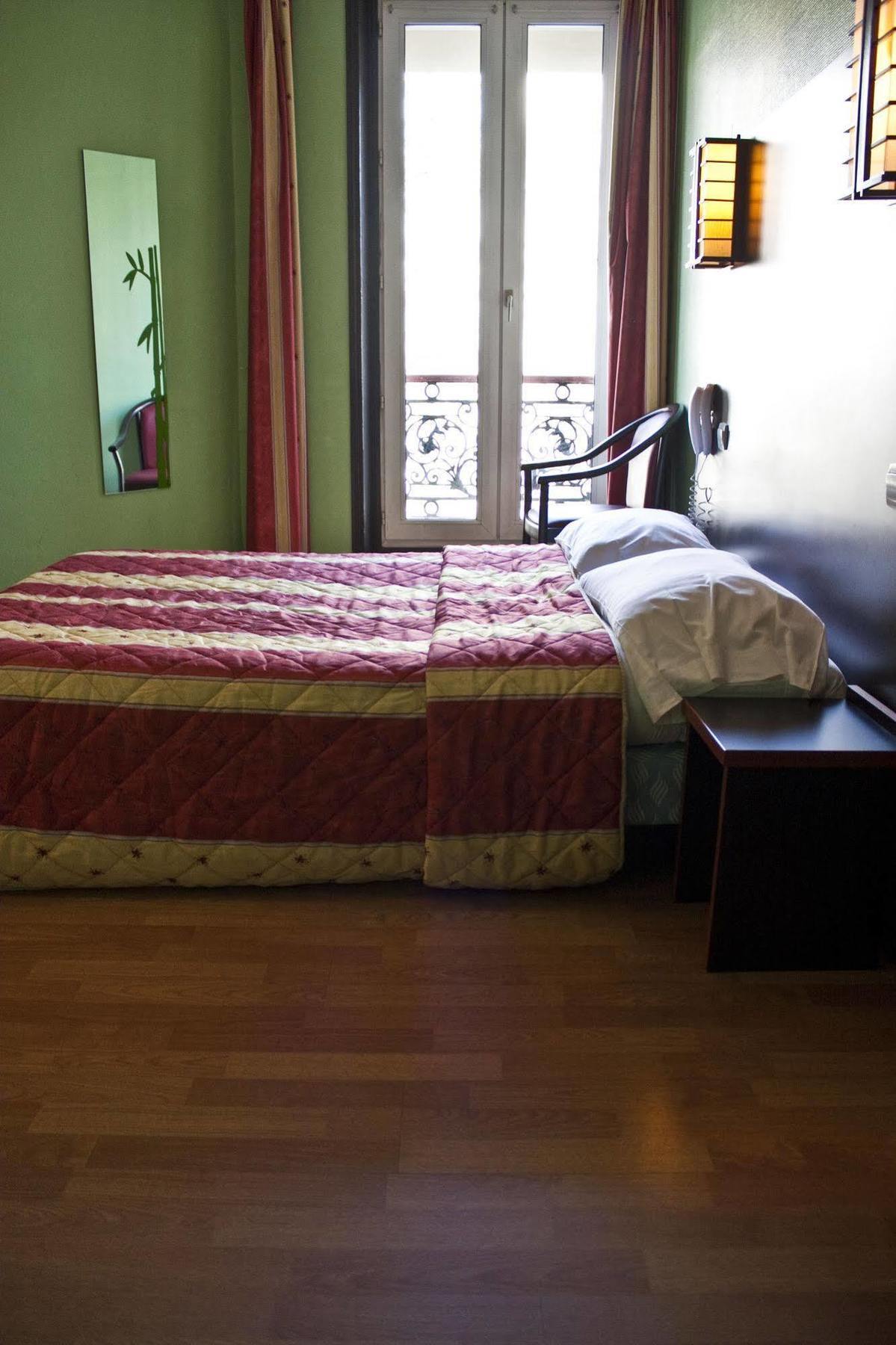 Hotel Cambrai Paris Luaran gambar