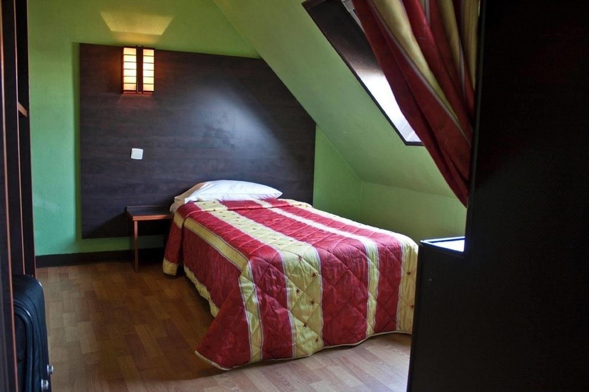 Hotel Cambrai Paris Luaran gambar